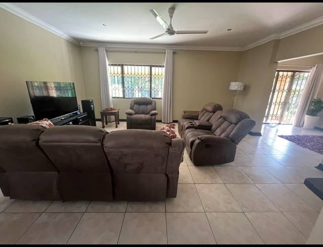 4 BEDROOM HOUSE TO LET IN WESTVILLE